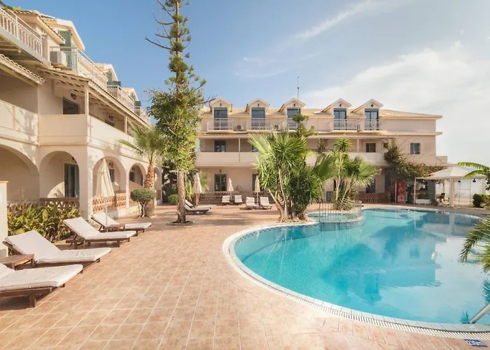 Hotel Pierros *